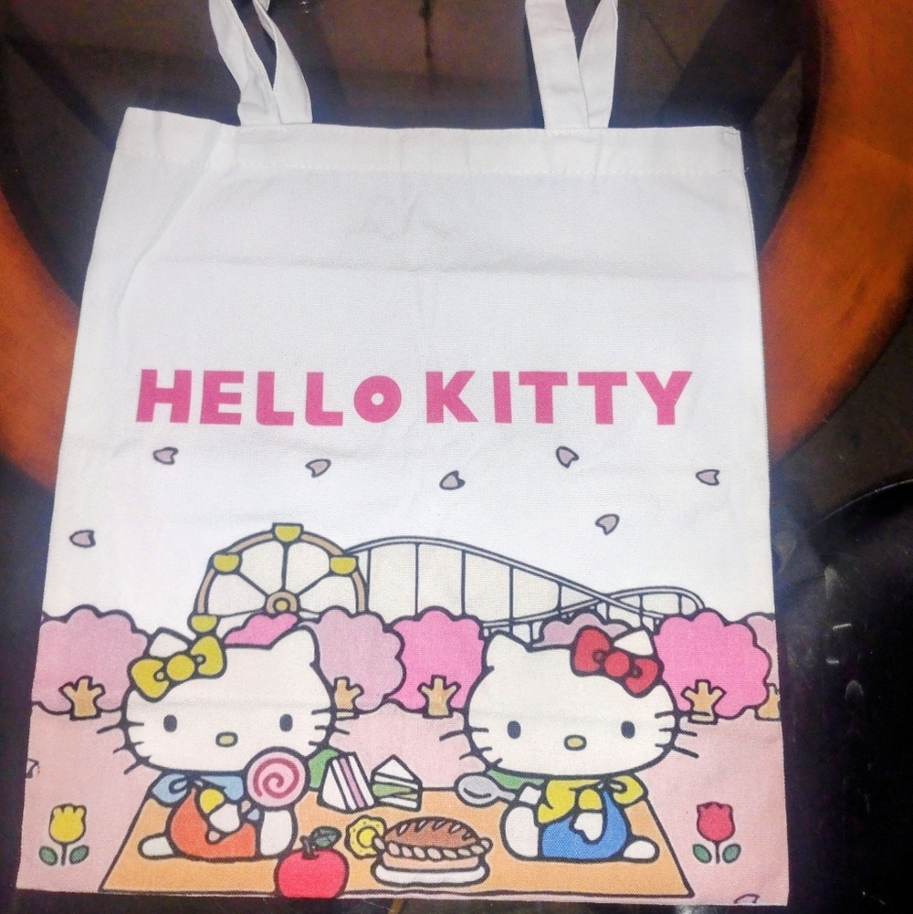 Hello Kitty Pink Picnic Cotton Canvas Tote with Bonus Water Bottle NEW